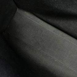 مملوكة مسبقًا حقيبة سيلين تريومف هورايزونتال كاباس جلد بي في سي أسود