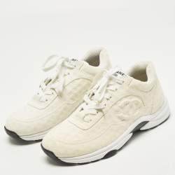 مملوكة مسبقًا Chanel CC Size 41 Cream Suede Lace Up Sneakers