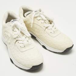 مملوكة مسبقًا Chanel CC Size 41 Cream Suede Lace Up Sneakers