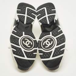 مملوكة مسبقًا Chanel CC Size 41 Cream Suede Lace Up Sneakers