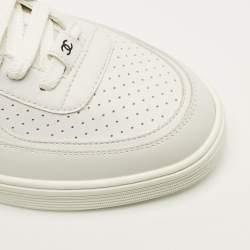 مملوكة مسبقًا Chanel Size 46 White Perforated Leather Lace Up Sneakers