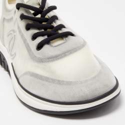 Pre Owned Chanel Cream/Black Mesh Lycra CC Low Top Sneakers Size 46