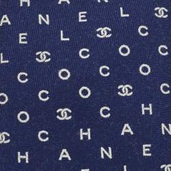 مملوكة مسبقًا Chanel Navy Blue CC Logo Patterned Silk Blend Tie