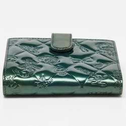 Chanel Green Patent Leather Symbols Lucky Charm Compact Wallet