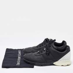 Pre Owned Chanel Black/White Leather CC Low Top Sneakers Size 45
