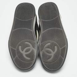 Chanel Black/Off White Suede Interlocking CC Logo Low Top Sneakers Size 39