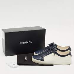 Chanel Navy Blue/White Leather and Rubber CC Low Top Sneakers Size 41.5