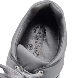 Pre Owned Chanel Grey/Black Nylon And Leather Low Top Sneakers Size 40.5