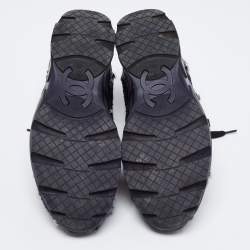 Pre Owned Chanel Black Tweed and Leather Low Top Sneakers Size 41
