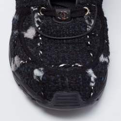 Pre Owned Chanel Black Tweed and Leather Low Top Sneakers Size 41