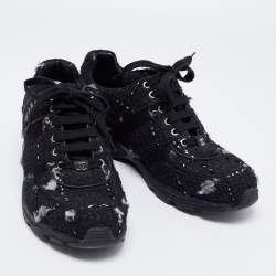 Pre Owned Chanel Black Tweed and Leather Low Top Sneakers Size 41