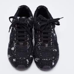 Pre Owned Chanel Black Tweed and Leather Low Top Sneakers Size 41