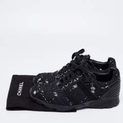 Pre Owned Chanel Black Tweed and Leather Low Top Sneakers Size 41