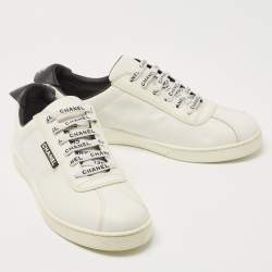 Chanel White Leather Interlocking CC Logo Low Top Sneakers Size 41.5