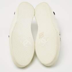 Chanel White Leather Interlocking CC Logo Low Top Sneakers Size 41.5