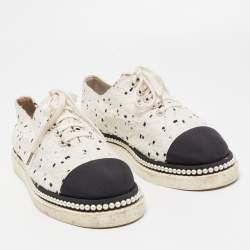 Chanel Monochrome Tweed and Canvas Cap Toe Faux Pearl Trim Oxfords Sneakers Size 42