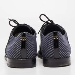 Chanel Black/Navy Blue Patent Leather and Fabric CC Lace Up Derby Size 41