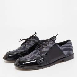 Chanel Black/Navy Blue Patent Leather and Fabric CC Lace Up Derby Size 41