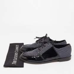 Chanel Black/Navy Blue Patent Leather and Fabric CC Lace Up Derby Size 41