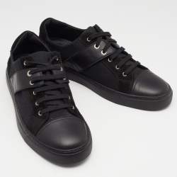مملوكة مسبقًا Chanel Black Leather and Canvas CC Low Top Sneakers Size 41