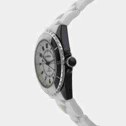 Pre Owned Chanel J12 Paradox H6515 Automatic Black/White Ceramic Men's Wristwatch 39 mm