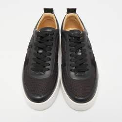 مملوكة مسبقًا Christian Louboutin Black Leather and Mesh Happyrui Low Top Sneakers Size 40