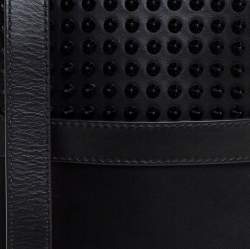 مملوكة مسبقًا Christian Louboutin Black Leather Studded Benech Reporter Crossbody Bag