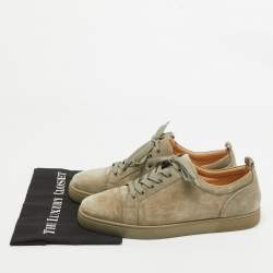 مملوكة مسبقًا Christian Louboutin Grey Suede Low Top Sneakers Size 45.5