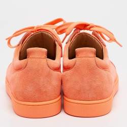 مملوكة مسبقًا Christian Louboutin Neon Orange Suede Louis Junior Spikes Sneakers Size 44
