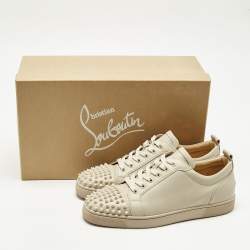 Pre Owned Christian Louboutin Beige Leather Louis Junior Spikes Low Top Sneakers Size 41.5