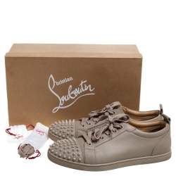 Pre Owned Christian Louboutin Beige Leather Louis Junior Spikes Low Top Sneakers Size 44