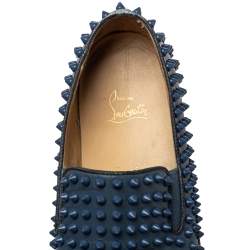 مملوكة مسبقًا حذاء رياضي كريستيان لوبوتان رولر بوات جلد أزرق مرصع سبايك سليب أون مقاس 43