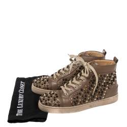مملوكة مسبقًا Christian Louboutin Dark Beige Leather Louis Orlato Spike High Top Sneakers Size 40.5