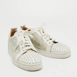 مملوكة مسبقًا Christian Louboutin White Leather and Printed Patent Leather Louis Junior Spikes Low Top Sneakers Size 44