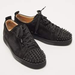 مملوكة مسبقًا Christian Louboutin Black Suede Louis Junior Spike Low Top Sneakers Size 41