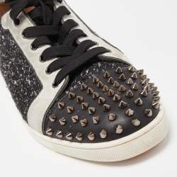 مملوكة مسبقًا Christian Louboutin Tricolor Leather and Fabric Louis Junior Spikes Low Top Sneakers Size 43.5