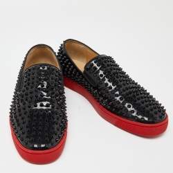 مملوكة مسبقًا Christian Louboutin Black Patent Denim Roller Boat Spike Sneakers Size 42.5