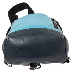 Pre Owned Coach Two Tone Blue Leather Manhattan Sling Backpack