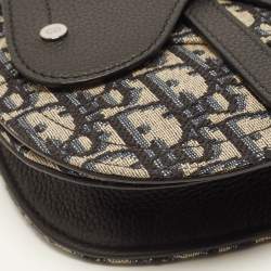 مملوكة مسبقًا Dior Saddle Navy Blue/Black Oblique Canvas and Leather Pouch Bag