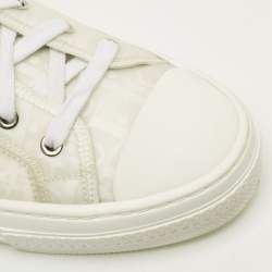 Pre Owned حذاء رياضي ديور B23 دانتيل أبيض وبي في سي شبكي مقاس 45