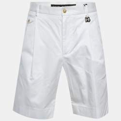 Pre Owned شورت دولتشي أند غابانا قطن أبيض بطيّات مع تعليق DG مقاس وسط 35 بوصة  مقاس متوسط