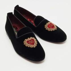 مملوكة مسبقًا Dolce & Gabbana Black Velvet DG Secret Heart Loafers Size 42.5