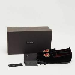 مملوكة مسبقًا Dolce & Gabbana Black Velvet DG Secret Heart Loafers Size 42.5