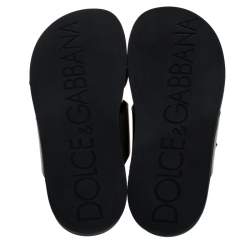 مملوكة مسبقًا Dolce & Gabbana Olive Green Leather Cross Strap Sandals Size 42