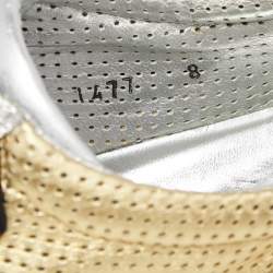 Pre Owned حذاء رياضي دولتشي آند غابانا جلد مثقب ذهبي / فضي بعنق منخفض مقاس 42