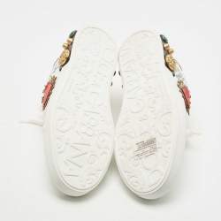 Pre Owned  Dolce & Gabbana Dolce & Gabbana White Leather Pearl And Stud Embellished Lace Up Sneakers Size 43.5