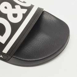 Pre Owned Dolce & Gabbana Black Rubber DG Logo Beachwear Flat Slides Size 44