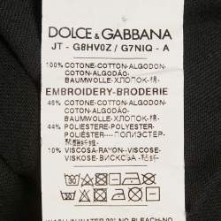 Pre Owned تي شيرت دولشي آند غابانا جيرسي أسود بتطريز عائلة دي جي مقاس كبير (لارج)