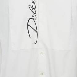Pre Owned قميص دولتشي أند غابانا قطن أبيض مطبوع بشعار بأكمام طويلة مقاس كبير - لارج