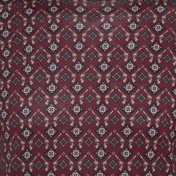 مملوكة مسبقًا تي شيرت دولتشي أند غابانا رقبة مستديرة قطن مطبوع هندسي عنابي وسط (ميديوم)